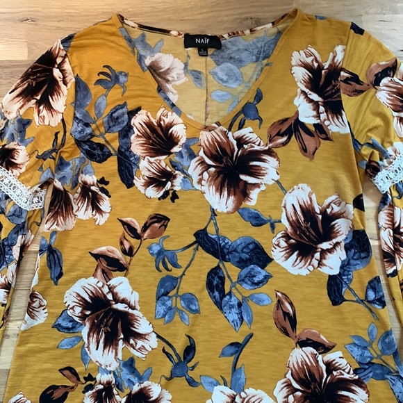 NAÏF Floral Bell Sleeve Boho Knee Length Flowy Dress Mustard & Blue Women’s L - Picture 3 of 12
